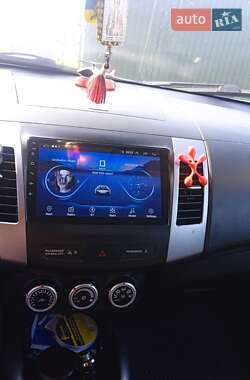Позашляховик / Кросовер Citroen C-Crosser 2008 в 