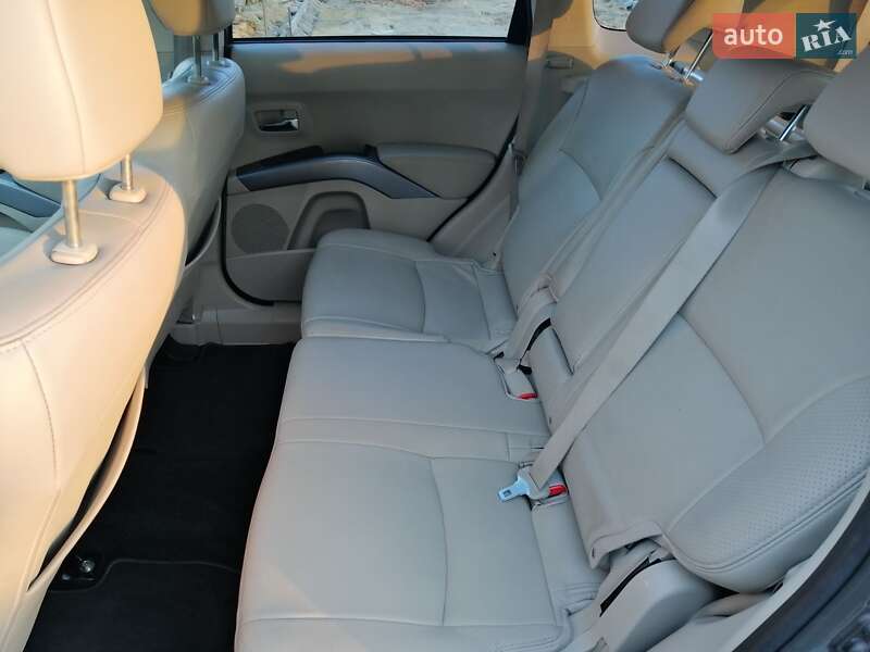Внедорожник / Кроссовер Citroen C-Crosser 2009 в Ровно