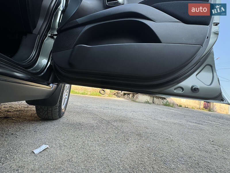 Позашляховик / Кросовер Citroen C-Crosser 2008 в Хмельницькому