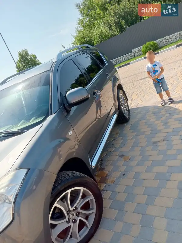 Citroen C-Crosser