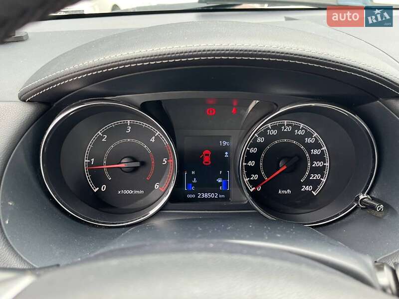 Внедорожник / Кроссовер Citroen C-Crosser 2011 в Львове фото 26 Внедорожник / Кроссовер Citroen C-Crosser 2011 в Львове