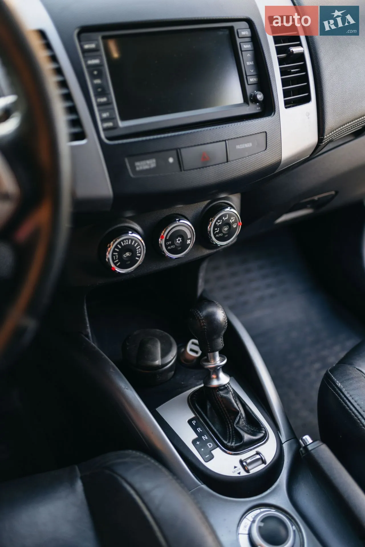 2010 Citroen C-Crosser - мініатюра 32
