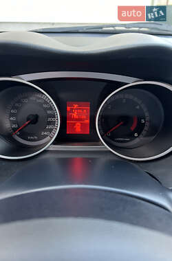 Позашляховик / Кросовер Citroen C-Crosser 2008 в 
