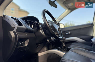 Внедорожник / Кроссовер Citroen C-Crosser 2011 в 