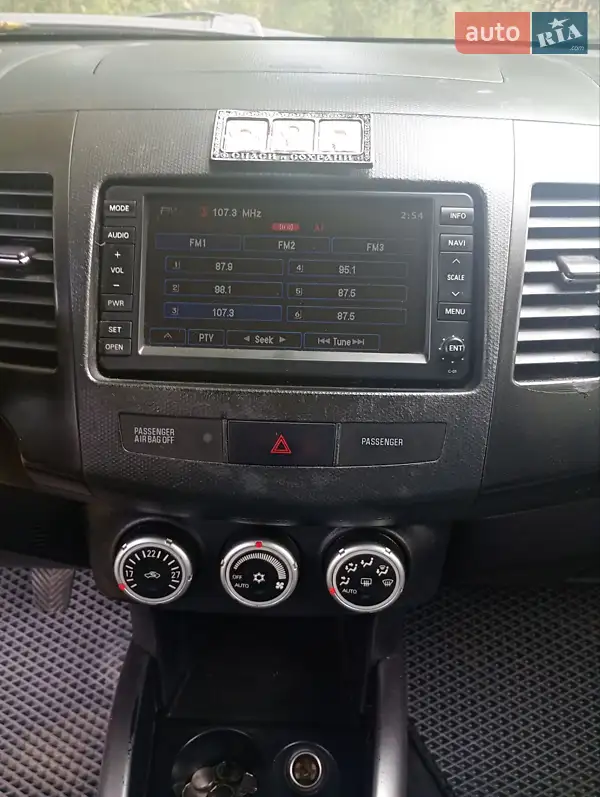 Citroen C-Crosser