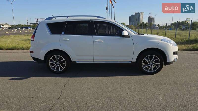 Позашляховик / Кросовер Citroen C-Crosser 2010 в Чернігові