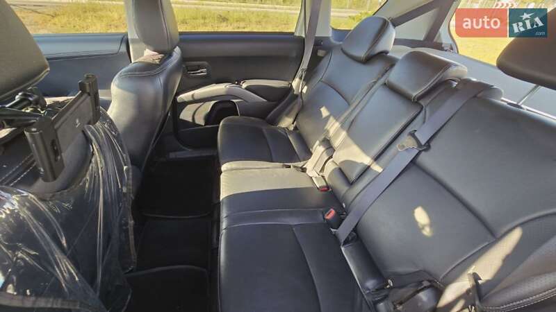 Позашляховик / Кросовер Citroen C-Crosser 2010 в Чернігові