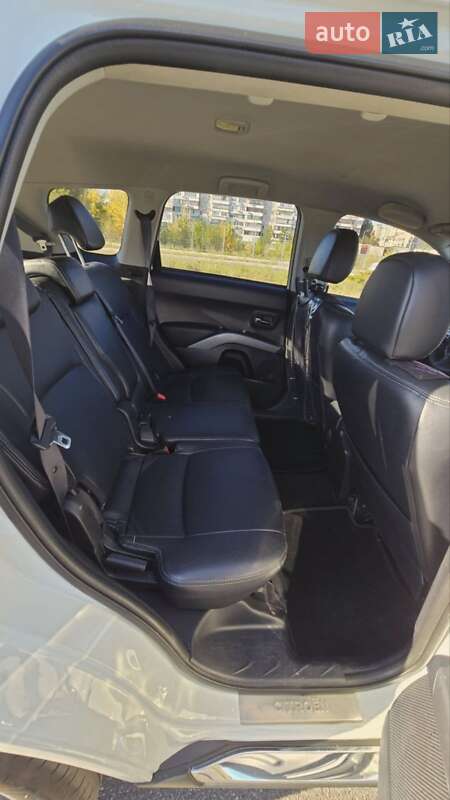 Позашляховик / Кросовер Citroen C-Crosser 2010 в Чернігові