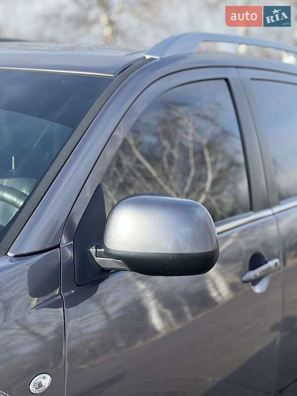 Внедорожник / Кроссовер Citroen C-Crosser 2010 в Деражне фото 7 Внедорожник / Кроссовер Citroen C-Crosser 2010 в Деражне