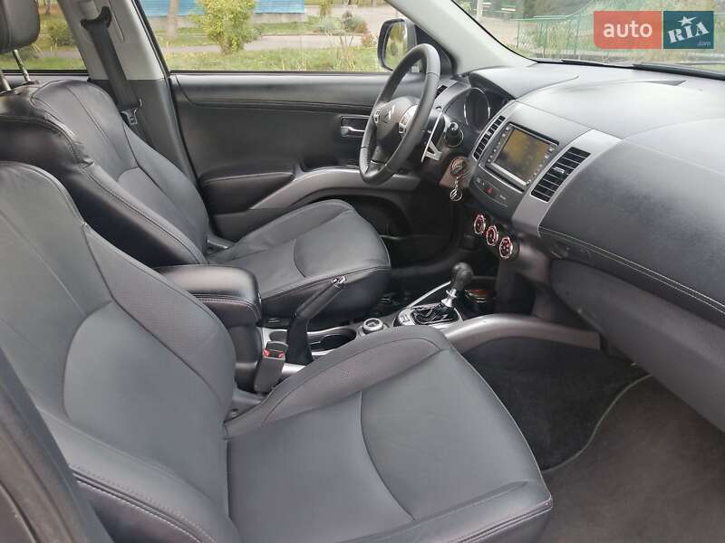 Позашляховик / Кросовер Citroen C-Crosser 2012 в Рівному фото 48 Позашляховик / Кросовер Citroen C-Crosser 2012 в Рівному