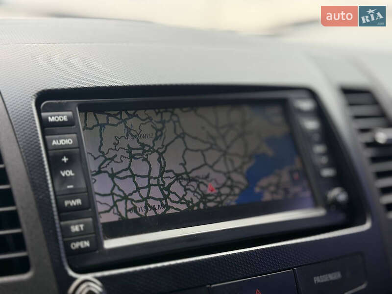 Позашляховик / Кросовер Citroen C-Crosser 2009 в Мені