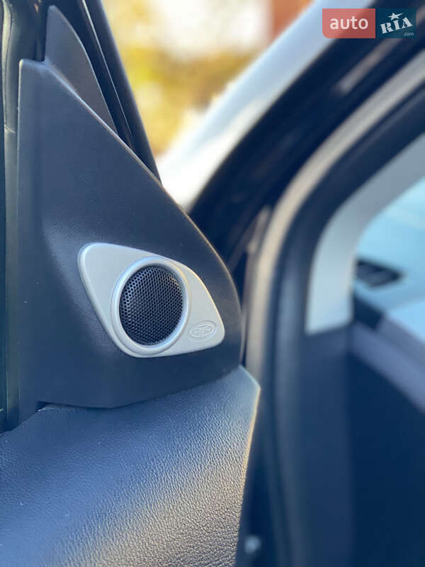 Внедорожник / Кроссовер Citroen C-Crosser 2010 в Копычинце фото 13 Внедорожник / Кроссовер Citroen C-Crosser 2010 в Копычинце