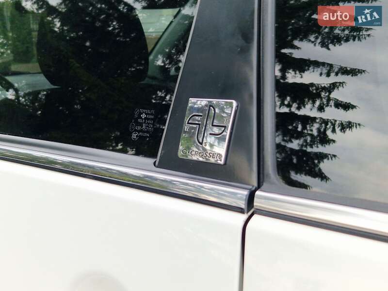 Внедорожник / Кроссовер Citroen C-Crosser 2008 в Золочеве фото 21 Внедорожник / Кроссовер Citroen C-Crosser 2008 в Золочеве