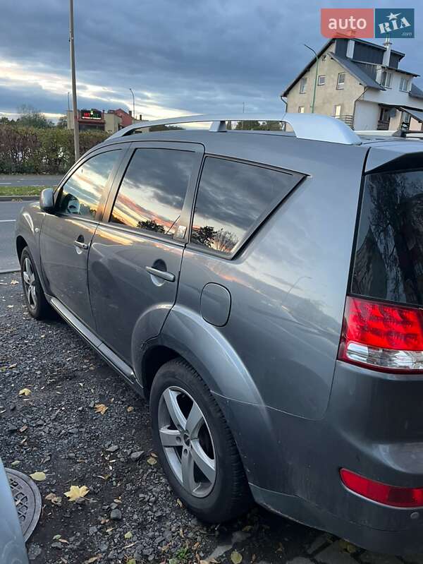 Внедорожник / Кроссовер Citroen C-Crosser 2009 в Кропивницком фото 3 Внедорожник / Кроссовер Citroen C-Crosser 2009 в Кропивницком