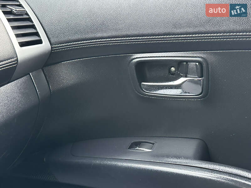 Внедорожник / Кроссовер Citroen C-Crosser 2011 в Коломые фото 57 Внедорожник / Кроссовер Citroen C-Crosser 2011 в Коломые