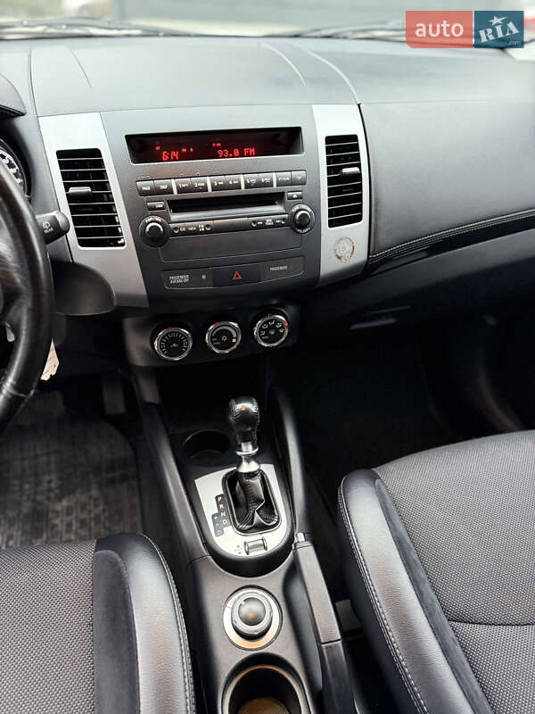 Внедорожник / Кроссовер Citroen C-Crosser 2012 в Кременце фото 27 Внедорожник / Кроссовер Citroen C-Crosser 2012 в Кременце