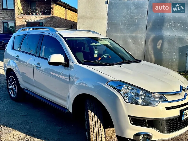 Citroen C-Crosser 2012