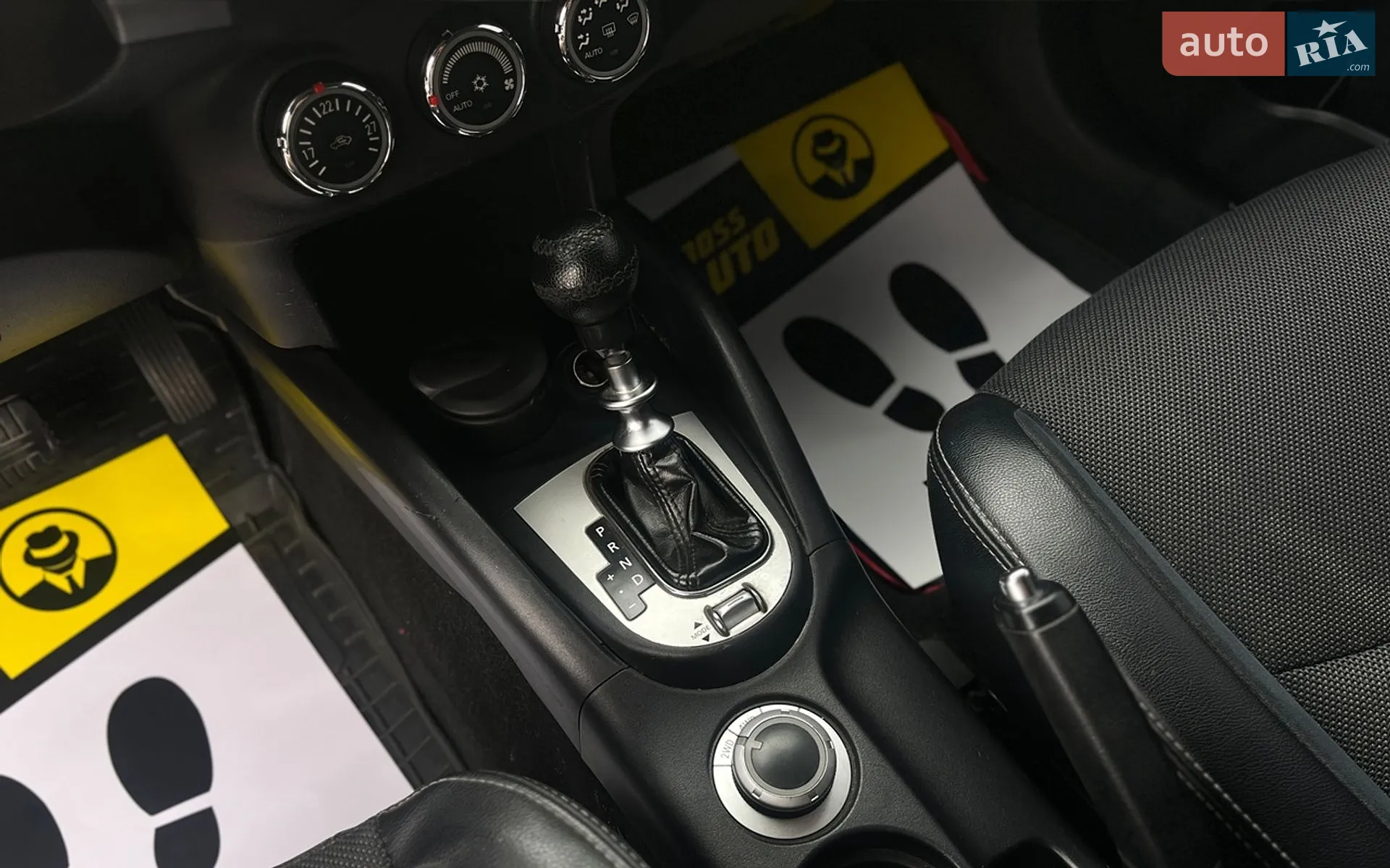 2011 Citroen C-Crosser - мініатюра 19