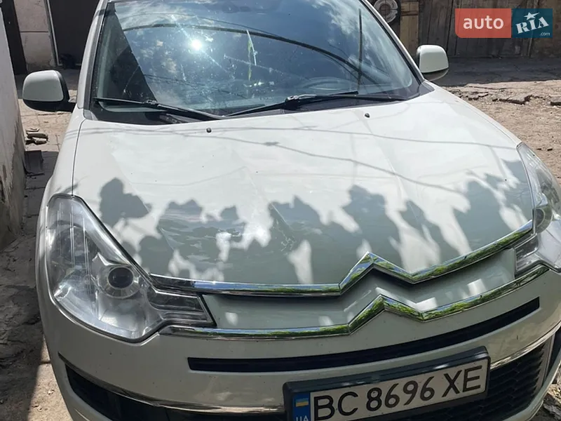 Citroen C-Crosser