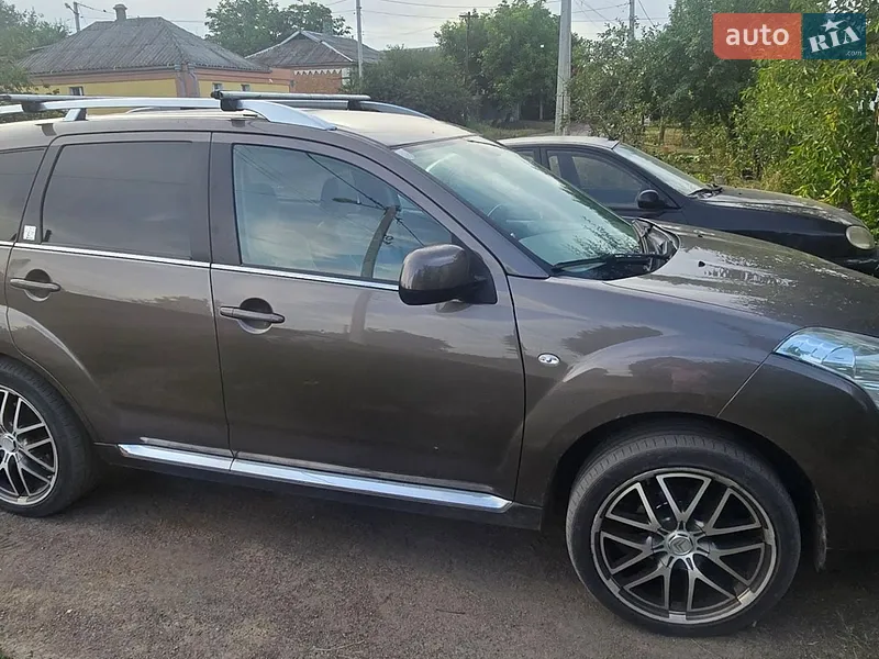 Citroen C-Crosser