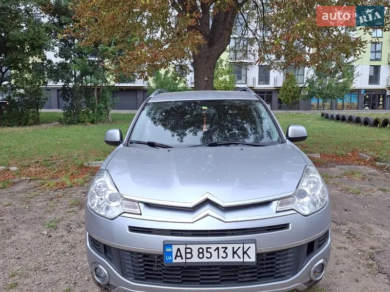 Citroen C-Crosser 2012