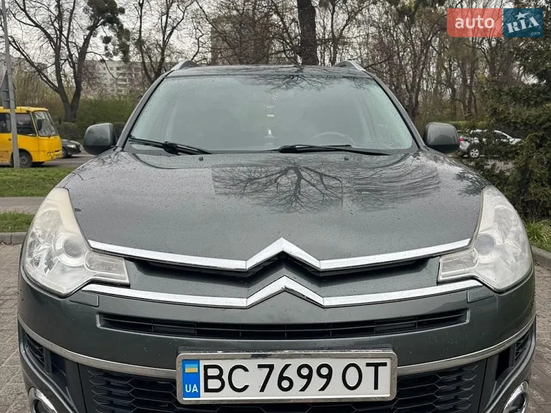 Citroen C-Crosser