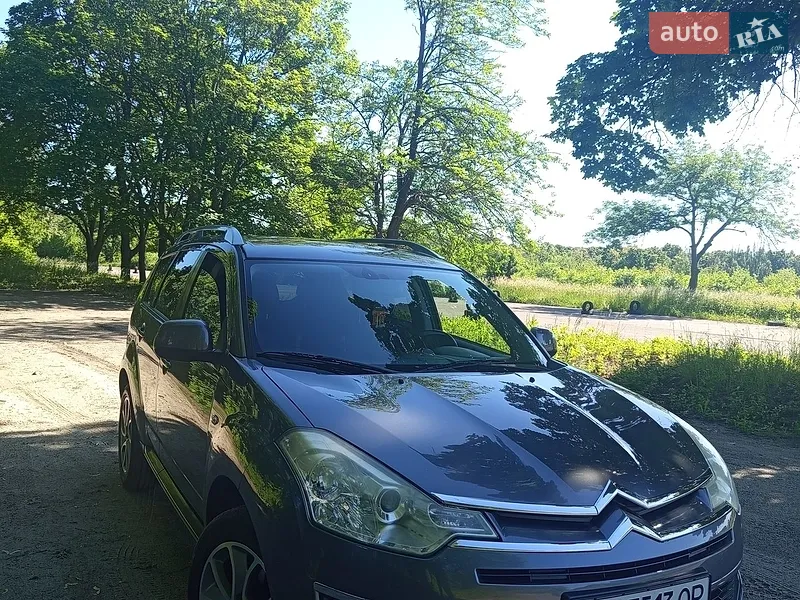 Citroen C-Crosser