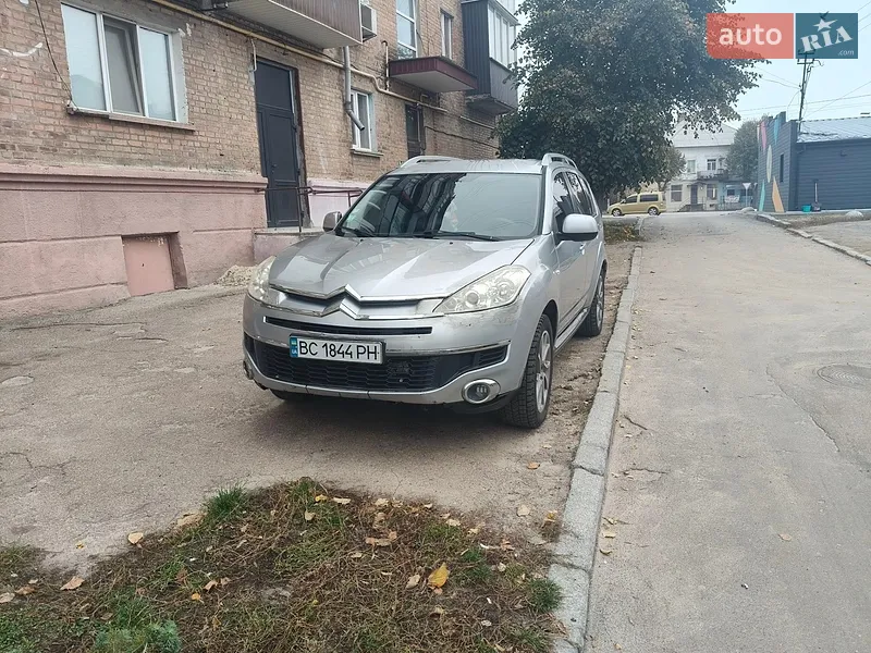 Citroen C-Crosser