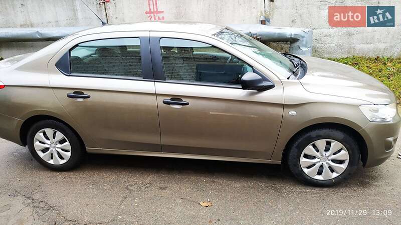 Седан Citroen C-Elysee 2013 в Звягелі