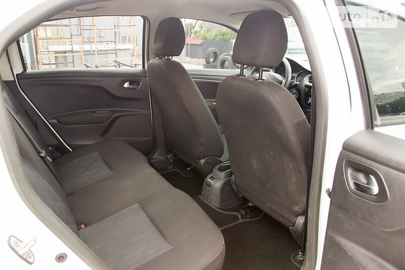 Седан Citroen C-Elysee 2015 в Запоріжжі