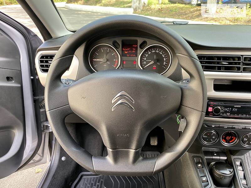 Седан Citroen C-Elysee 2017 в Киеве фото 27 Седан Citroen C-Elysee 2017 в Киеве