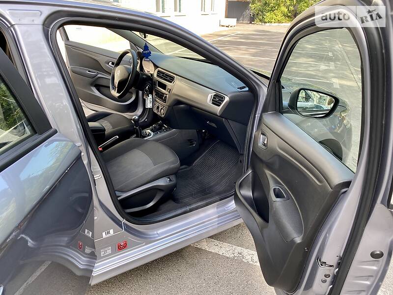 Седан Citroen C-Elysee 2017 в Киеве фото 31 Седан Citroen C-Elysee 2017 в Киеве