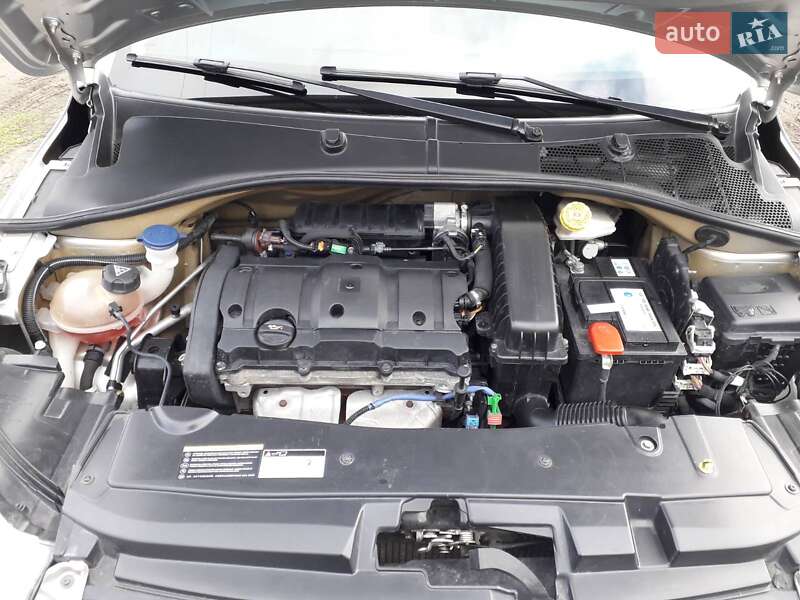 Седан Citroen C-Elysee 2016 в Запорожье