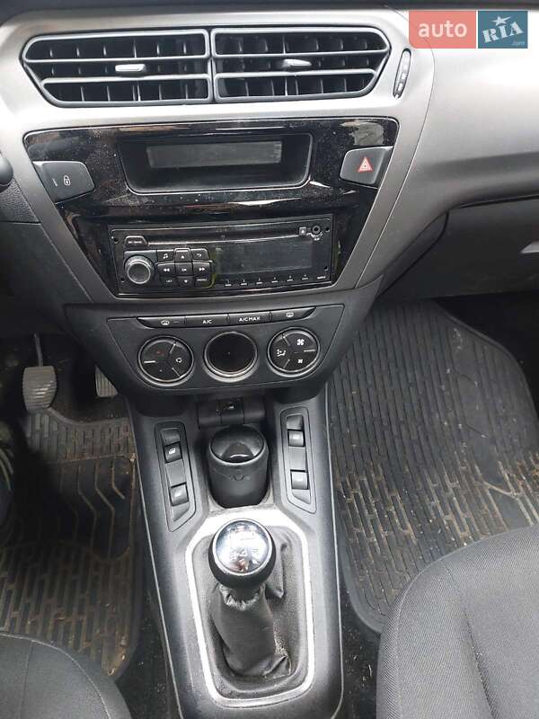 Седан Citroen C-Elysee 2012 в Києві