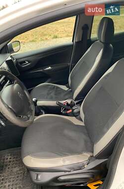 Седан Citroen C-Elysee 2013 в Сумах