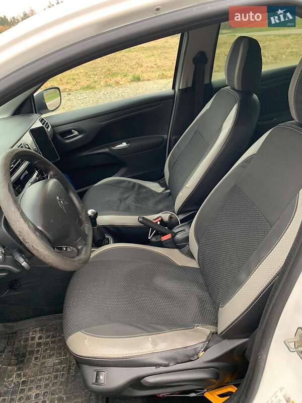 Седан Citroen C-Elysee 2013 в Сумах