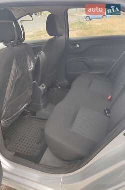 Седан Citroen C-Elysee 2013 в 