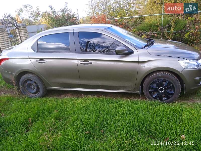 Седан Citroen C-Elysee 2016 в Тульчине