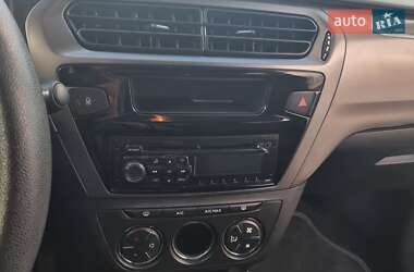 Седан Citroen C-Elysee 2013 в 
