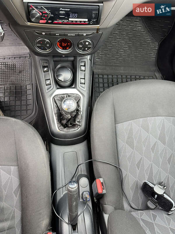 Седан Citroen C-Elysee 2017 в Василькове