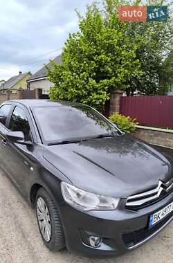 Седан Citroen C-Elysee 2013 в 