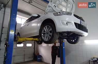 Седан Citroen C-Elysee 2013 в 