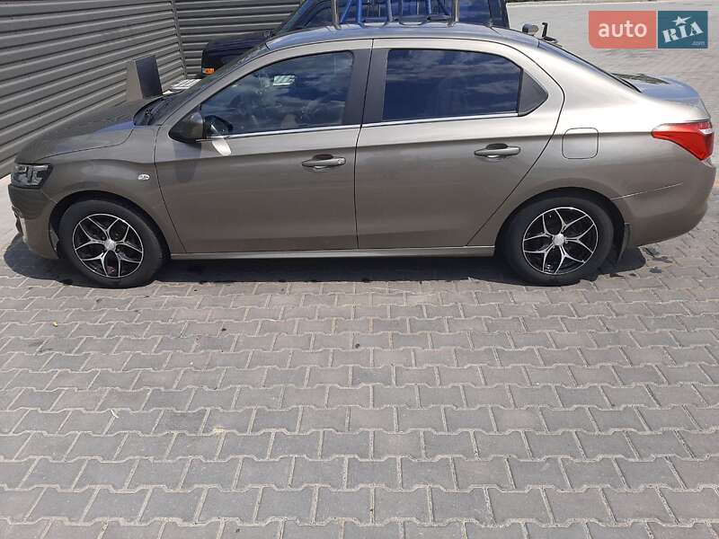 Седан Citroen C-Elysee 2017 в 
