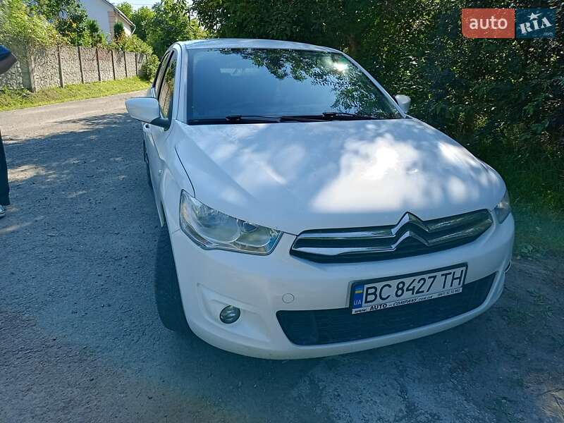 Седан Citroen C-Elysee 2013 в Львове