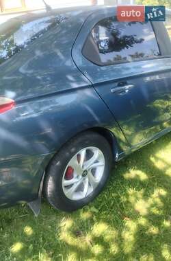 Седан Citroen C-Elysee 2013 в 