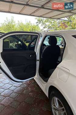 Седан Citroen C-Elysee 2013 в 