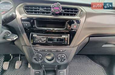 Седан Citroen C-Elysee 2013 в 