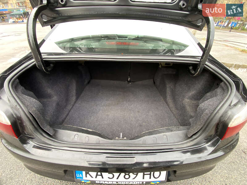 Седан Citroen C-Elysee 2015 в Киеве