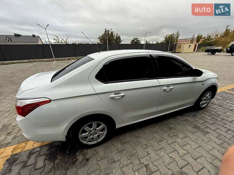 Седан Citroen C-Elysee 2013 в Николаеве