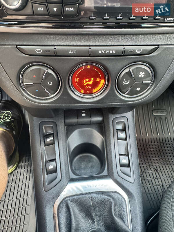 Седан Citroen C-Elysee 2013 в Киеве фото 20 Седан Citroen C-Elysee 2013 в Киеве